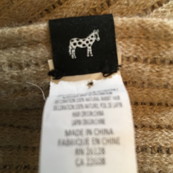 Women's Echo Winter Scarf - Ample Size - Over 7 foot Long!!! Tan / Camel Color - Picture 6 of 6